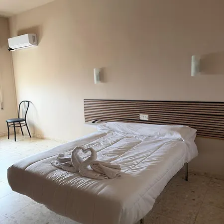 Alcantara Apartahotel *